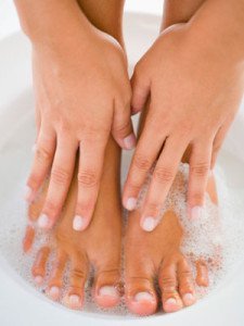 wash feet